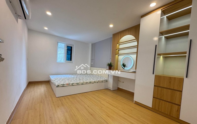 Nhà Đẹp Gần Phố, Bùi Ngọc Dương, Hai Bà Trưng 90m, giá 4.28 tỷ.