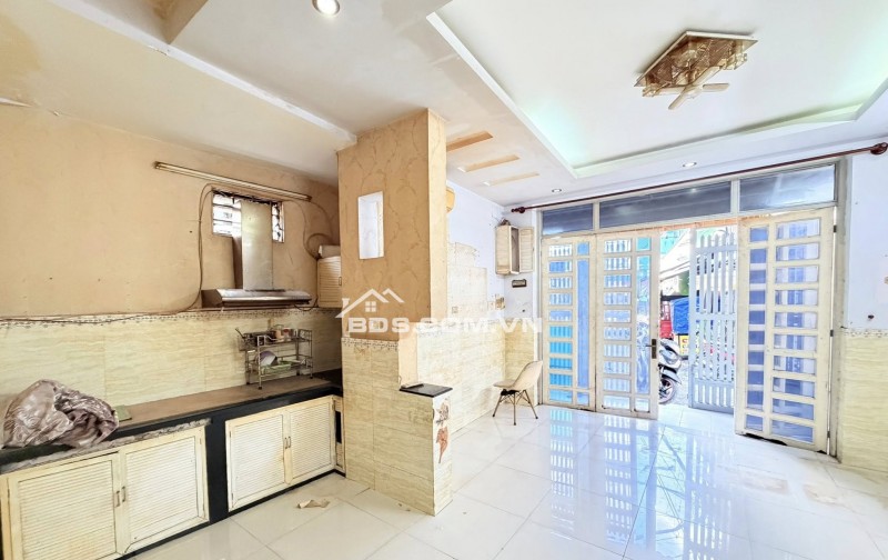 Bán nhà hẻm 8m Trần Văn Quang Tân Bình, 35m2 3 tầng nhỉnh 4 tỷ TL
