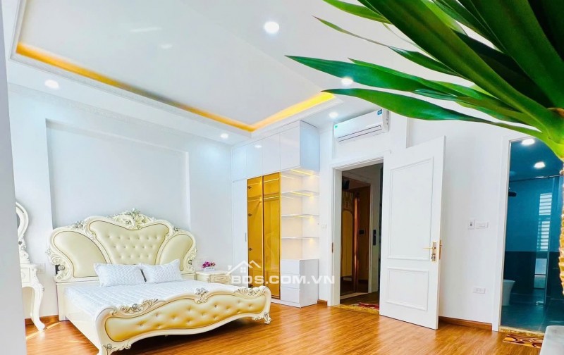 Nhà Đẹp Kinh Doanh, Ngõ Thông, Chùa Bộc, Đống Đa 46m, 7 tầng, mt 5m, giá 19.3 tỷ.