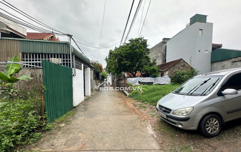 Xuất hiện căn nhà mặt đường làng rẻ đẹp Thôn Cầu, Ngọc Hòa, Phường Chương Mỹ, Hà Nội