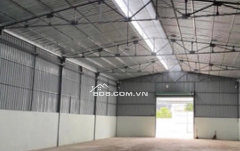 Cho thuê kho xưởng 850m2 Thạnh Lộc 19, gần ngã tư Ga