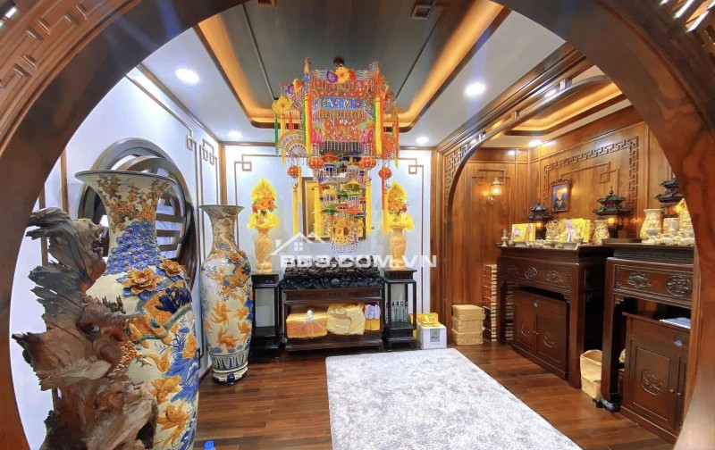 Duy Nhất một căn ! Phân lô mặt ngõ Nguyễn Khánh Toàn, ô tô tránh hoạt động, 80m, Mặt tiền 9m