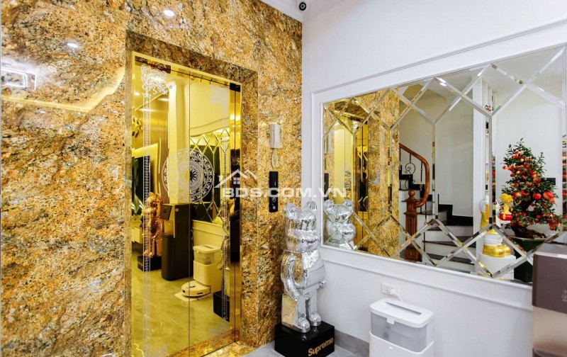 Nhà Đẹp Thang Máy, Gần Phố Nguyễn An Ninh 42/45m, 7 tầng, mt 4.2m, giá 15.9 tỷ.