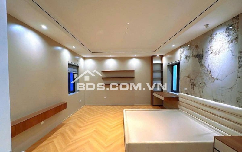 Nhà Đẹp Hoàng Văn Thái, Thanh Xuân 50m, 6 tầng, mt 8.4m, giá 15.3 tỷ