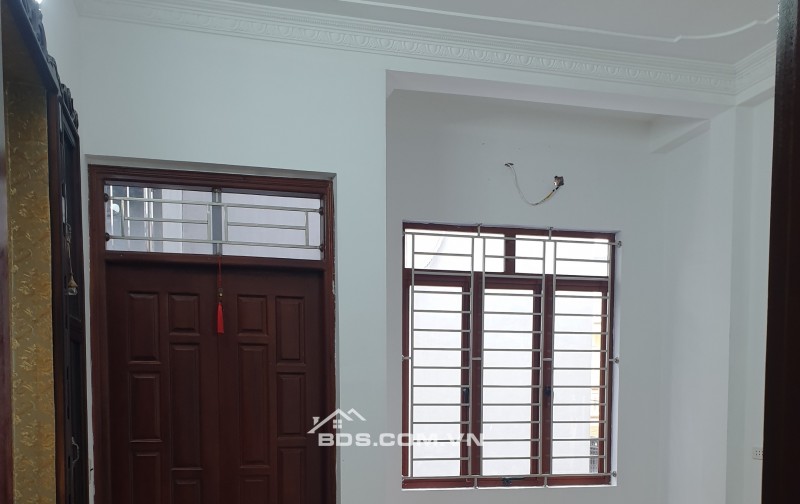 BÁN NHÀ 2.25 TỶ 3 TẦNG 58M2 CÓ PHÒNG NGỦ TẦNG 1 NGÕ THÁI BÌNH