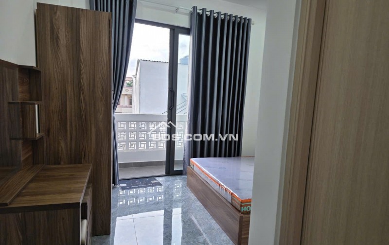 CHUYỂN CÔNG TÁC CẦN BÁN NHÀ MỚI XÂY, THIẾT KỆ HIỆN ĐẠI SANG TRỌNG, DTSD 300m2, P.TÂN TẠO(MỚI)