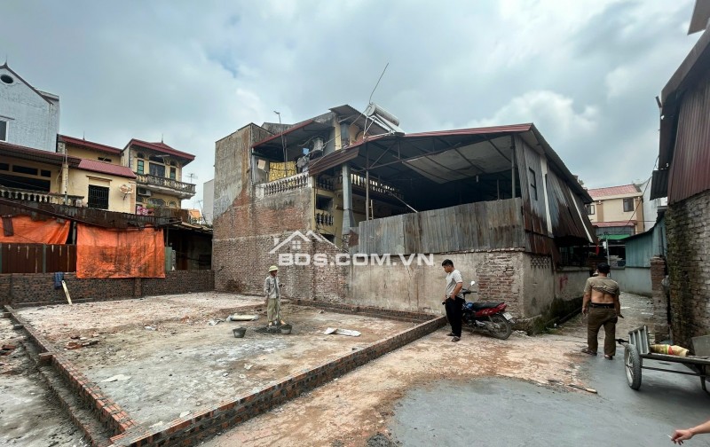 2 lô Thiết Bình - Vân Hà - Đông Anh