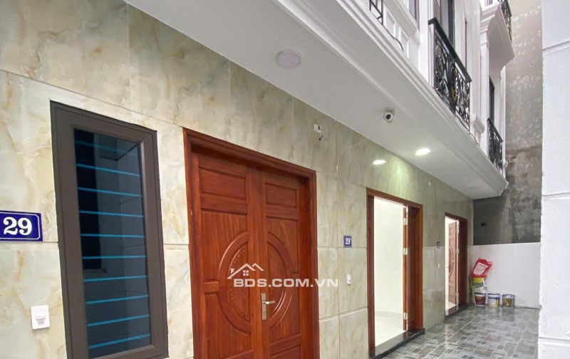 Nhà riêng gần đại học công nghiệp, ô tô đỗ cổng cách phố 40m gần chợ và trường học tại Bắc Từ Liêm