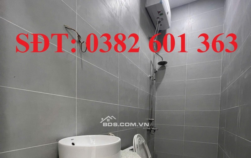 Bán nhà Liên kế trệt mới cách trường FPT 50m