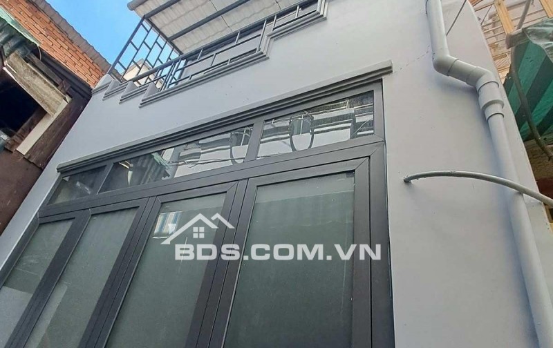 BÁN NHÀ TÂN PHƯỚC- P10 - DT 35M2- 3 TẦNG 4PN- ĐẸP DỌN VÀO Ở NGAY. MT 69