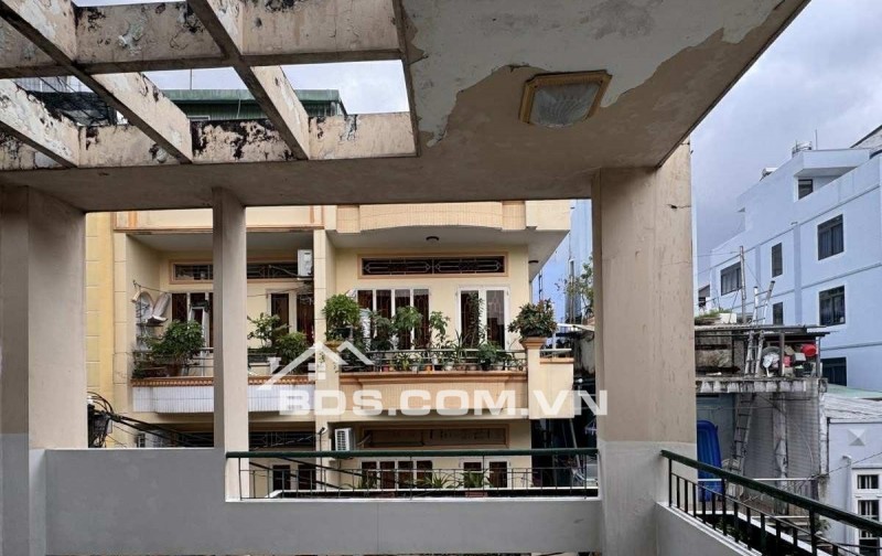 BÁN NHÀ SIÊU PHẨM TRẦN QUANG DIỆU- P.14   - HẺM XE HƠI - DT 95/70M2 (5.2x18.8 NỞ HẬU 6.6M) - 4 TẦNG - CHÍNH CHỦ LÂU ĐỜI.MT 31