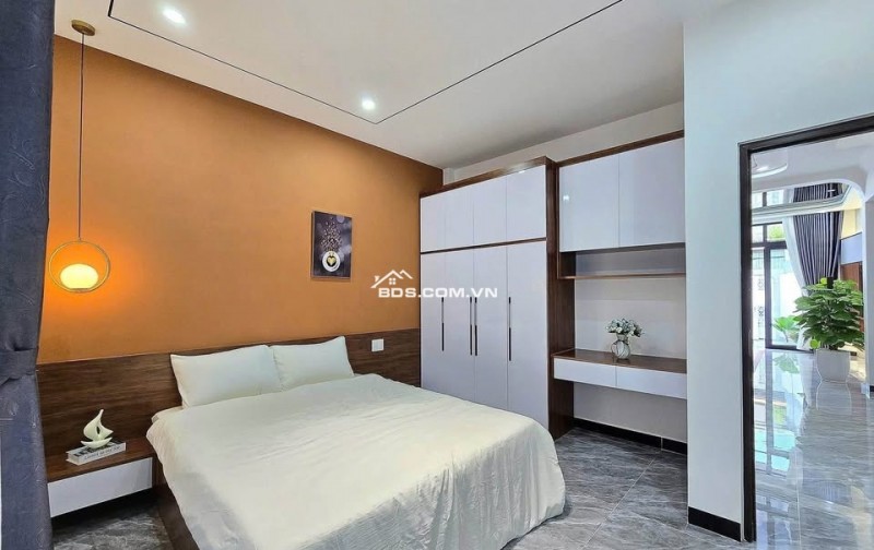 MỚI! CĂN NHÀ LẦU ĐẸP NGAY GẦN TRUNG TÂM BIÊN HÒA