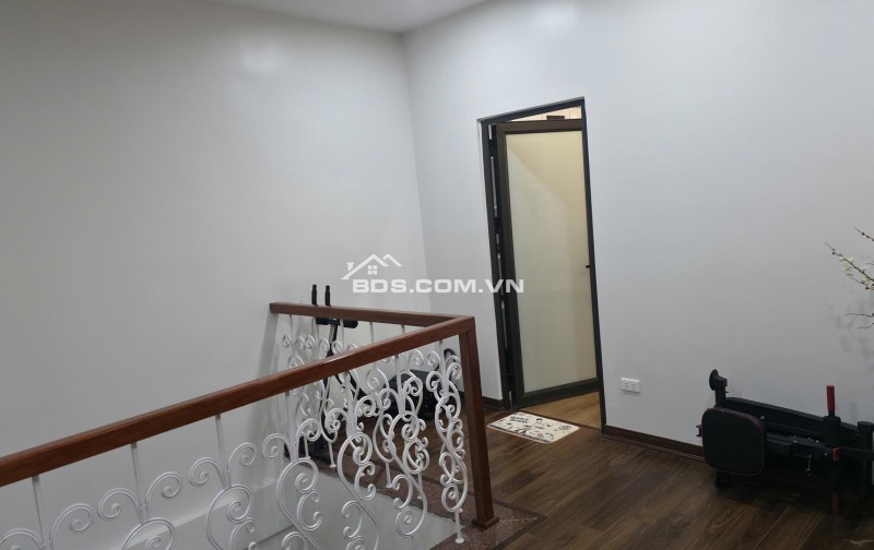 Chính chủ giao bán: NHÀ ĐẸP PHỐ THỌ LÃO - ÔTÔ ĐỖ CÁCH 10M, 100M RA TRUNG TÂM HAI BÀ TRƯNG.