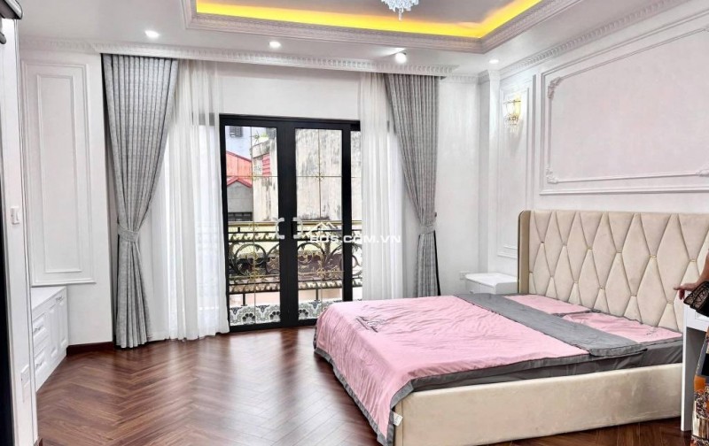 Bán Nhà Kinh Doanh, Ô TÔ Chạy Vòng Quanh Yên Lạc, Hai Bà Trưng 51m, 7 tầng, mt 4.8m, giá 28 Tỷ.