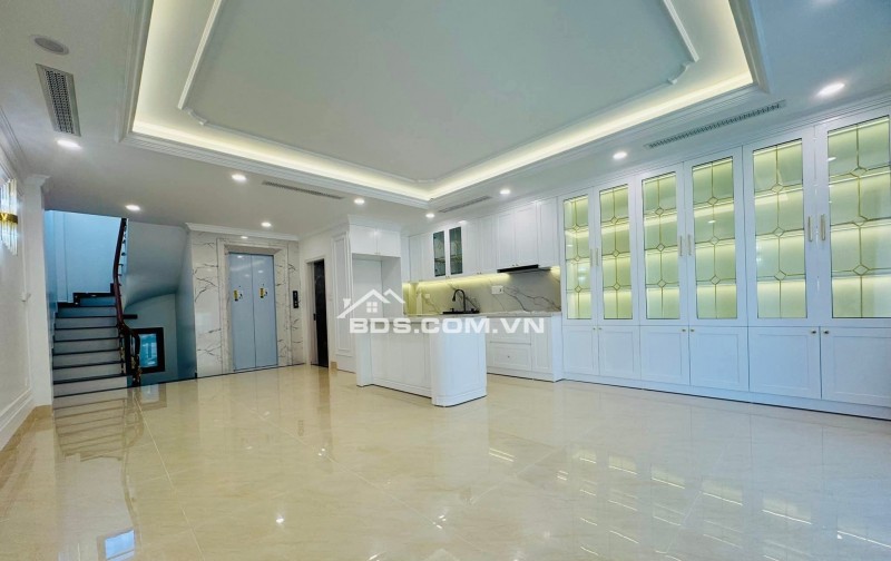 Bán Tòa Nhà Tam Trinh, Hoàng Mai 74m, 7 tầng, mt 5.5m, giá 29.5 tỷ.