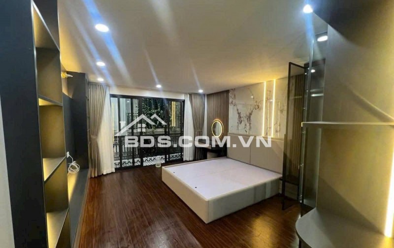 Bán Nhà, Ô TÔ Vào Nhà, Đường Hoàng Mai 50/56m, 7 tầng, mt 4.2m, giá 18.9 tỷ.