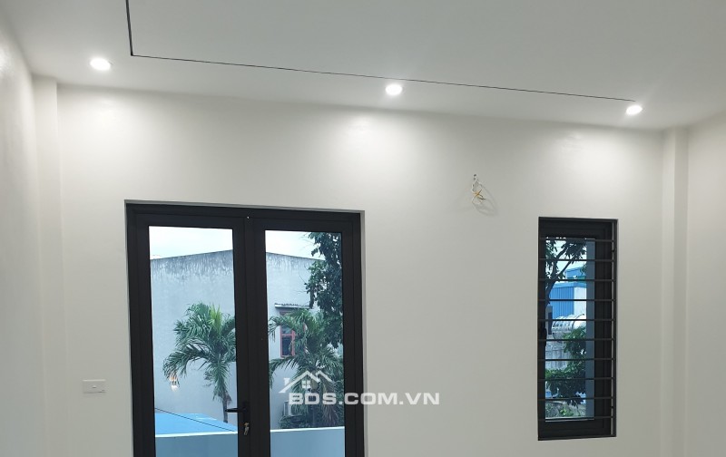 BÁN NHÀ ĐẸP 1.98 TỶ, 3 TẦNG 83M2 NGÕ CỰC NGẮN KHU ĐỆ TỨ