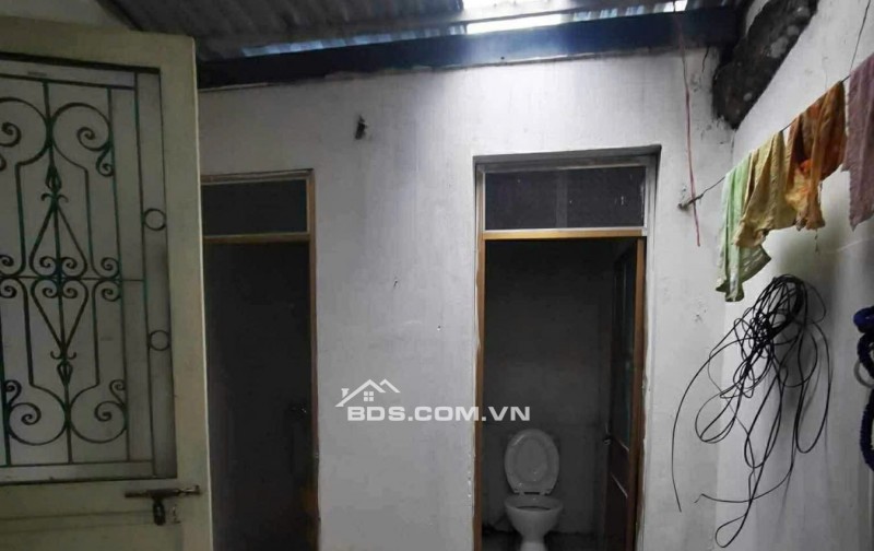 BÁN NHÀ 1.18 TỶ 1.5 TẦNG 72M2 ( ĐÔNG NAM ) NGÕ ĐƯỜNG GIẢI PHÓNG