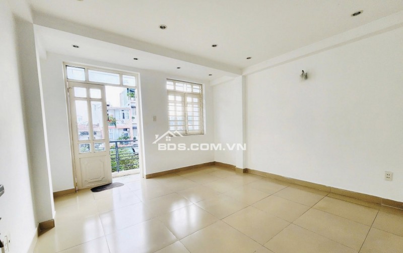 Bán nhà HXH Âu Cơ Tân Bình, dt: 4x10m 4 tầng 6PN giá chỉ 5.9 tỷ TL