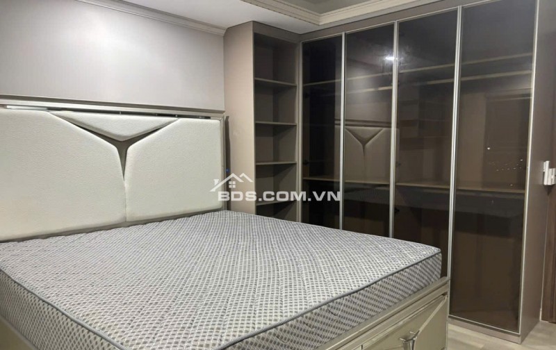 Chính chủ bán căn hộ Homyland Riverside 81m2 2PN tầng 25