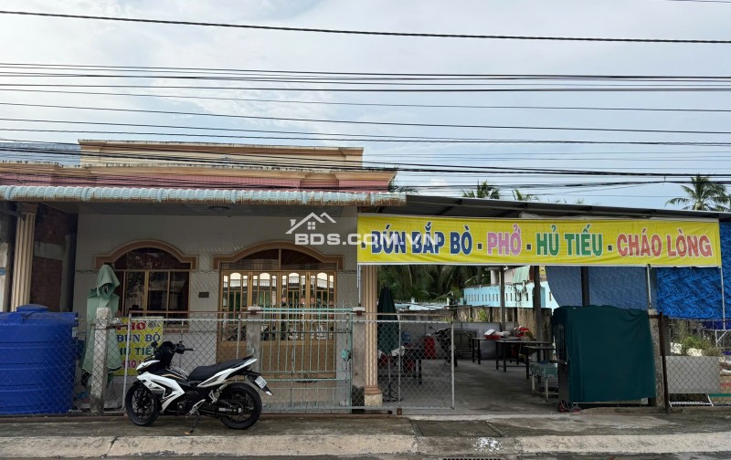 Chính Chủ Bán Nhà Đất 227m2 Mặt Tiền Đường Nhựa QL57B, Thới Lai, Bình Đại, Bến Tre