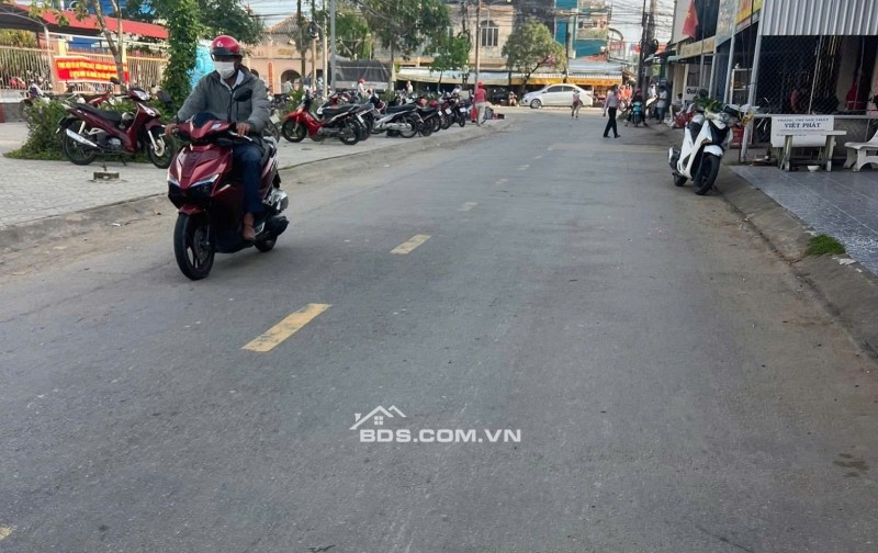 Chính Chủ Bán Nhà Đất 227m2 Mặt Tiền Đường Nhựa QL57B, Thới Lai, Bình Đại, Bến Tre