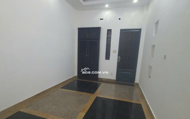 Cho thuê nhà Lê Văn Sỹ Quận 3, 4 tầng HXH giá 15tr/tháng