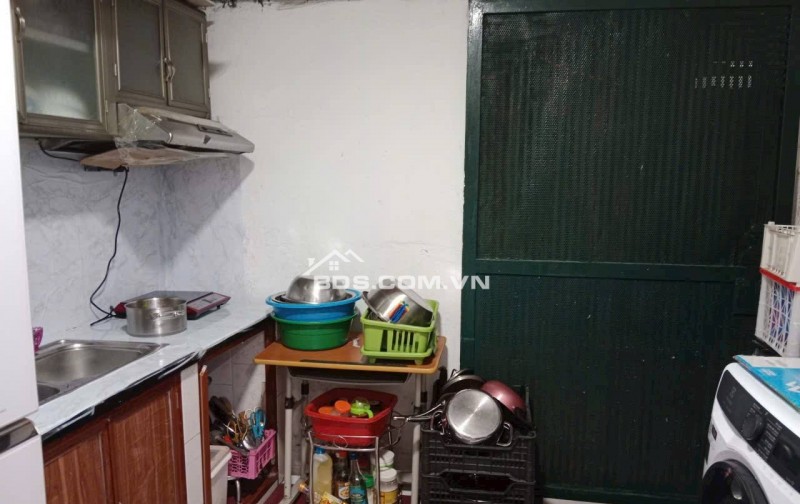 Bán Nhà Gần Đường Ô Tô Bùi Ngọc Dương, Hai Bà Trưng 65m, tầng 1, giá 3.95 tỷ.