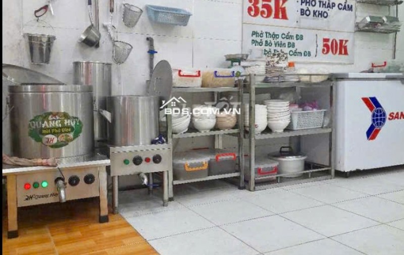 Cần sang quán phở đủ đồ dùng tại 45A Ung Văn Khiêm Bình Thạnh