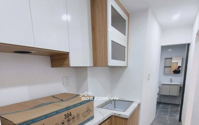 Nhà Đẹp Ở Luôn Phố Quỳnh Mai, Hai Bà Trưng 85m, tầng 3, giá 4.8 tỷ.