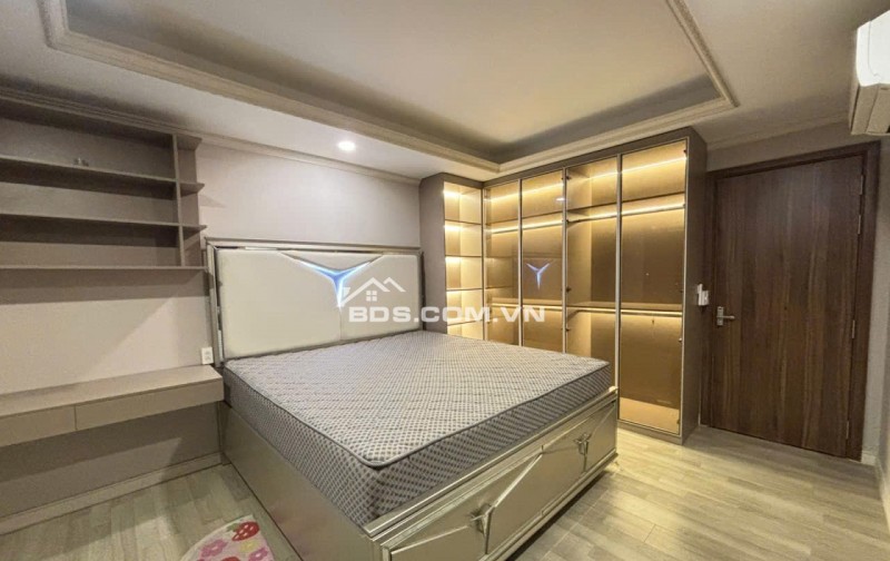 Chính chủ bán căn hộ Homyland Riverside 81m2 2PN tầng 25