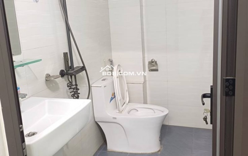 BÁN NHÀ ĐẸP 2.09 TỶ 3 TẦNG 45M2 ( HƯỚNG ĐÔNG ) NGÕ GIẢI PHÓNG