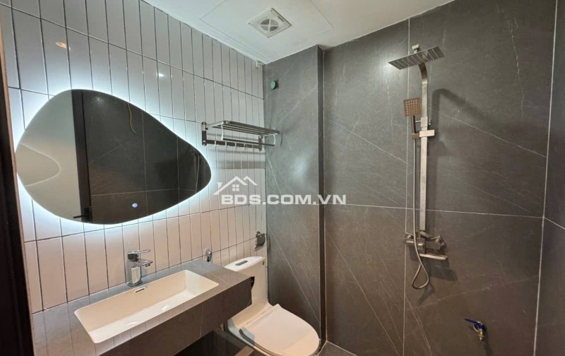 BÁN NHÀ 3.75 TỶ 3 TẦNG 44M2  MẶT ĐƯỜNG ĐÔ THỊ LỘC VƯỢNG