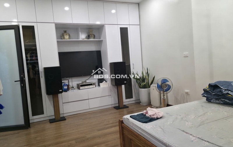 Chính chủ giao bán: NHÀ ĐẸP PHỐ THỌ LÃO - ÔTÔ ĐỖ CÁCH 10M, 100M RA TRUNG TÂM HAI BÀ TRƯNG.