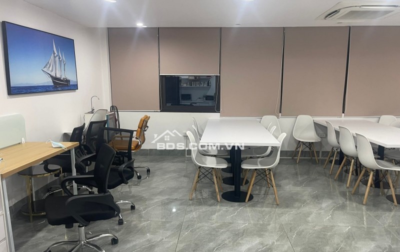 Bán Tòa Nhà Trần Thái Tông, Cầu Giấy 125m, 9 tầng, mt 8.1m, giá 89.9 tỷ.