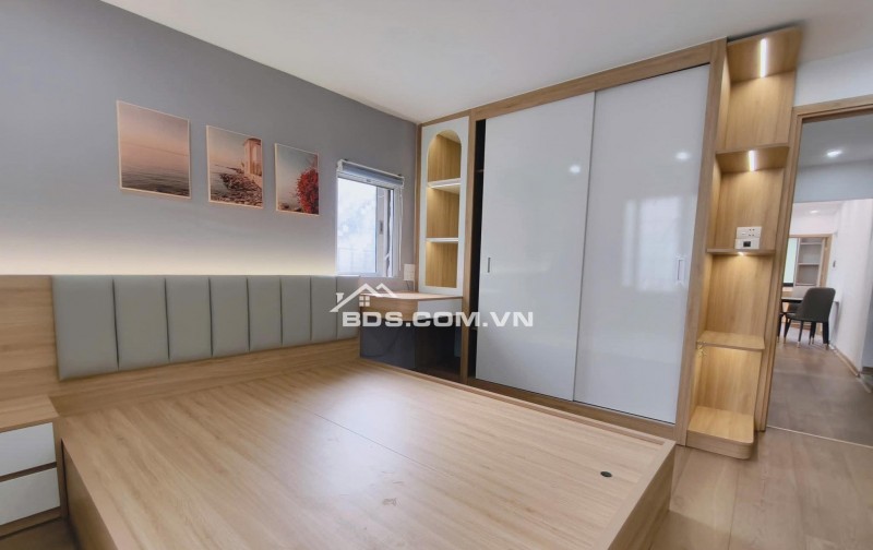 Nhà Đẹp Ở Luôn Phố Quỳnh Mai, Hai Bà Trưng 85m, tầng 3, giá 4.8 tỷ.