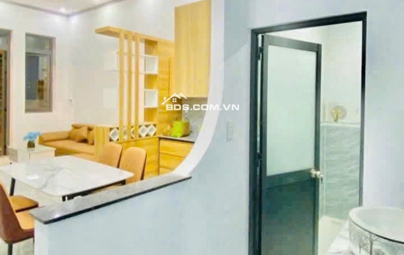 KÈO THƠM NHÀ CẤP 4 GẦN CẦU BẠCH ĐẰNG 2 GIÁ 1.43 TỶ CÓ THƯƠNG LƯỢNG!