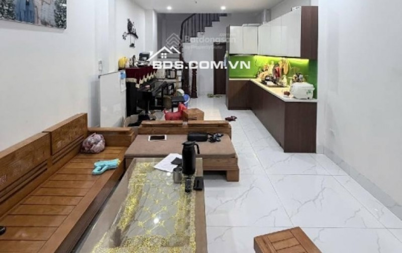 BÁN NHÀ CỔ NHUẾ - GẦN NHIỀU TRƯỜNG HỌC CÁC CẤP - TIỆN ÍCH NHIỀU - DT 36M2 - GIÁ 8,9 TỶ.