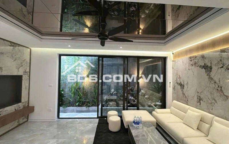 Nhà Đẹp Hoàng Văn Thái, Thanh Xuân 50m, 6 tầng, mt 8.4m, giá 15.3 tỷ