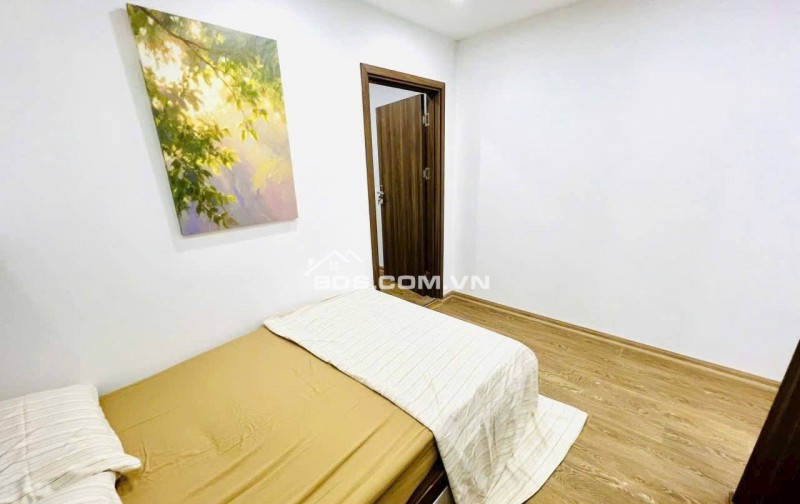 Nhà Đẹp, Phố 8 - 3, Hai Bà Trưng 65m, tầng 2, giá 3.98 tỷ