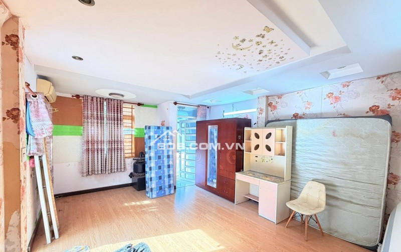 Bán nhà hẻm 8m Trần Văn Quang Tân Bình, 35m2 3 tầng nhỉnh 4 tỷ TL