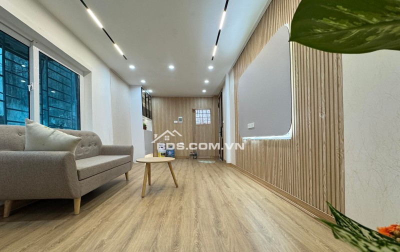 Nhà Đẹp Gần Phố, Bùi Ngọc Dương, Hai Bà Trưng 90m, giá 4.28 tỷ.