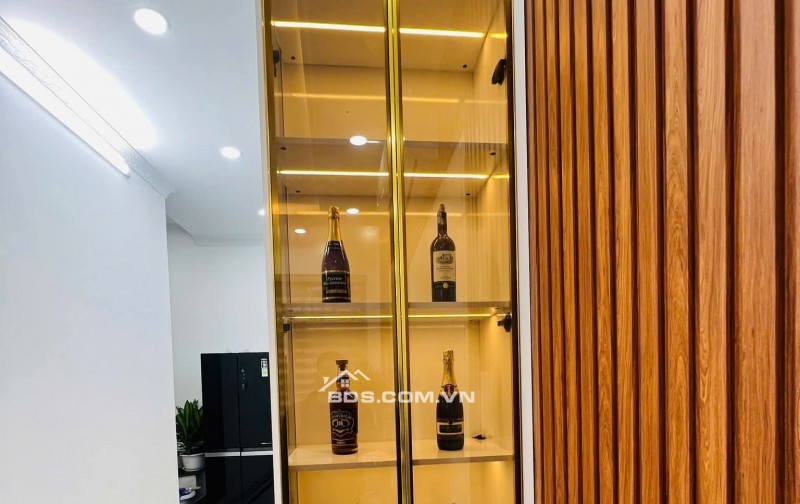 Nhà Đẹp Kinh Doanh, Ngõ Thông, Chùa Bộc, Đống Đa 46m, 7 tầng, mt 5m, giá 19.3 tỷ.