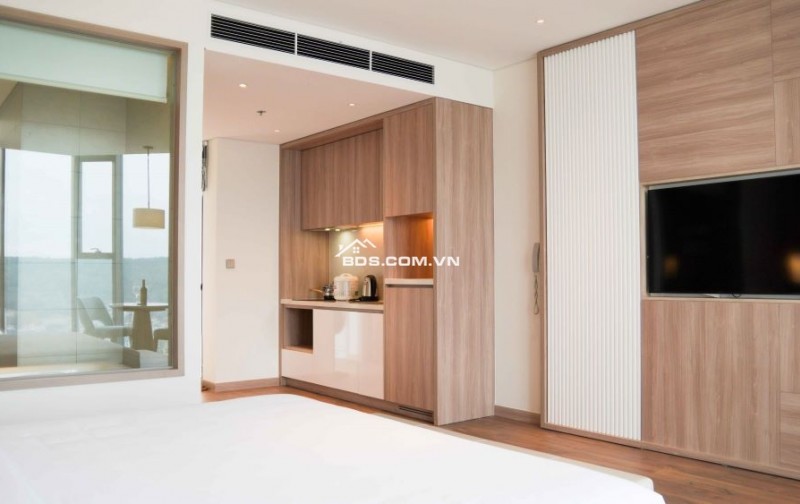 A La Carte Hạ Long bán căn 1PN, đa dạng trục đẹp, tầng cao, view thành phố lung linh