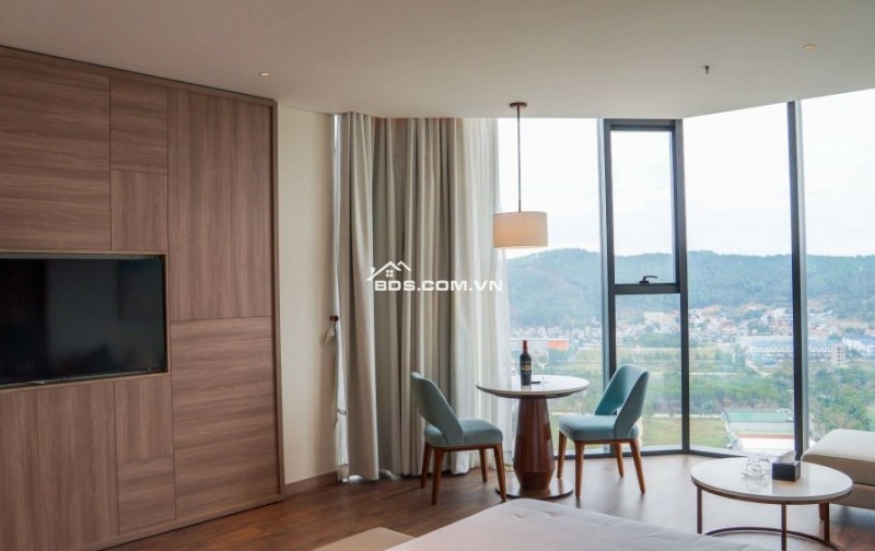 A La Carte Hạ Long bán căn 1PN, đa dạng trục đẹp, tầng cao, view thành phố lung linh