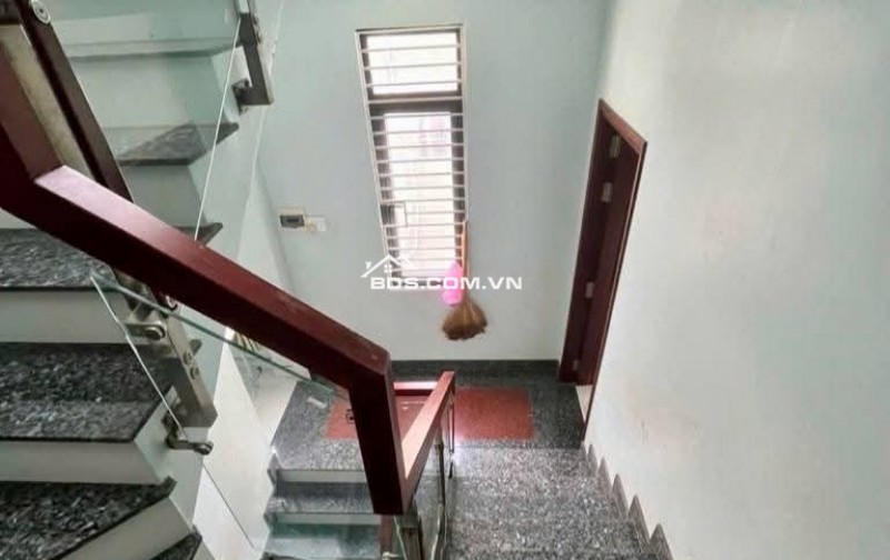 Nhà HXH 5M - Đông Lân, Bà Điểm, Hóc Môn - 7,x tỷ  DT: 7x16m (112m²) - Căn góc 2 mặt thoáng  Kết cấu: 4 tầng, 5PN, 4WC, sân thượng.