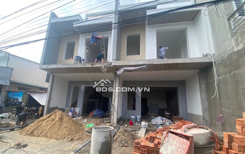 Bán nhà xây mới tdm bình dương