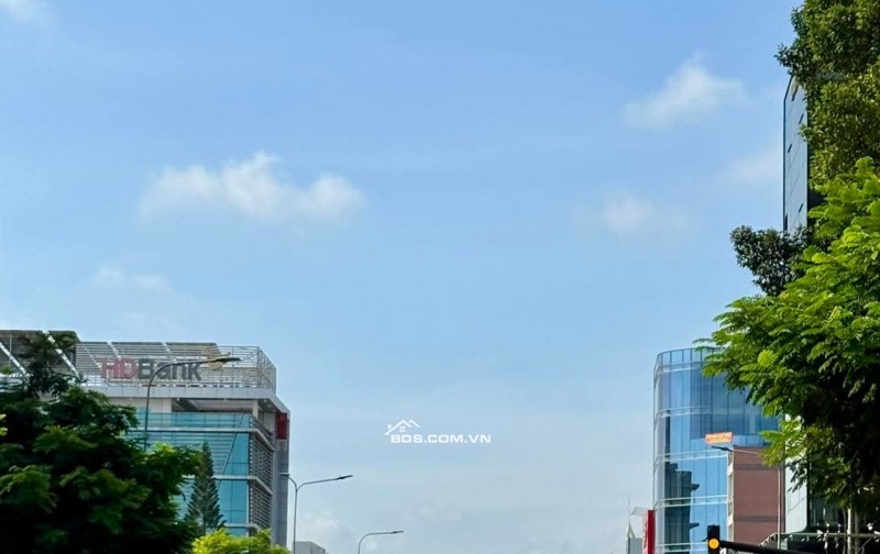 BÁN TÒA NHÀ MẶT TIỀN HÙNG VƯƠNG LONG KHÁNH ĐỒNG NAI