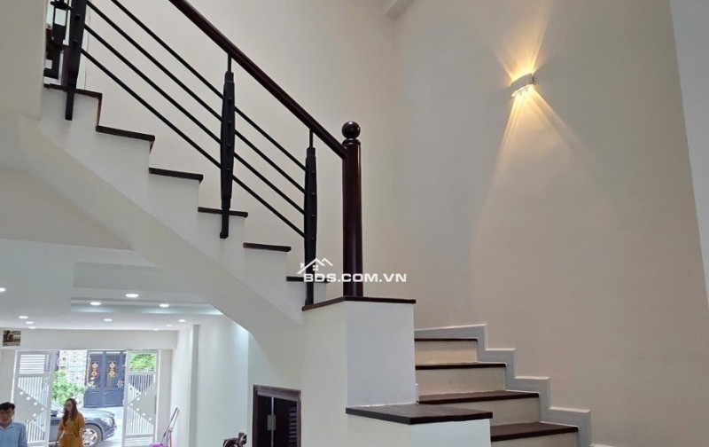 Bán Nhà Mặt Tiền KDC TÂN THUẬN NAM – Q.7 – 4 TẦNG – OTO Đậu Trong Nhà