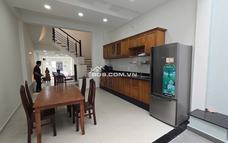 Bán Nhà Mặt Tiền KDC TÂN THUẬN NAM – Q.7 – 4 TẦNG – OTO Đậu Trong Nhà